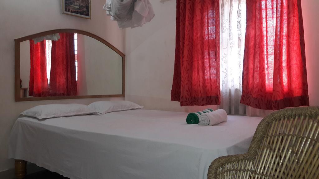 Gopi Guest House Hampi Luaran gambar